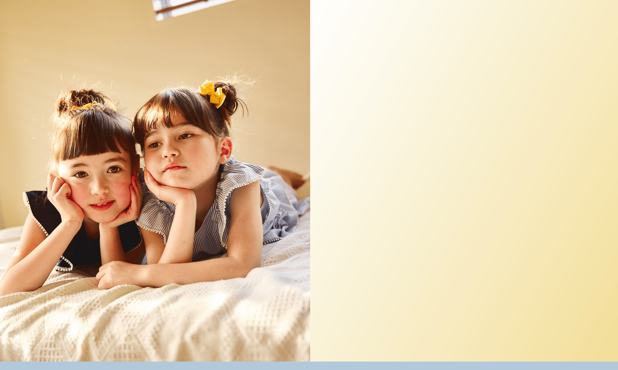 2人の子供たちの画像